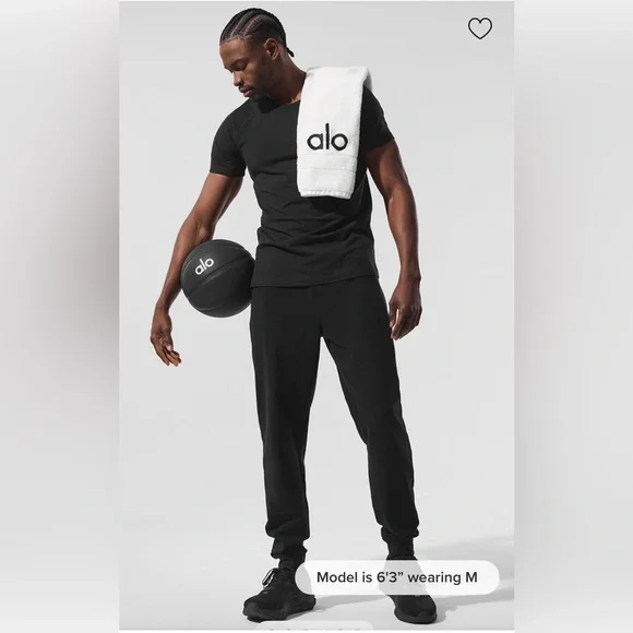 ALO Yoga Men’s “Conquer Max” Performance Jogger 31”  Inseam (M) - Picture 1 of 10